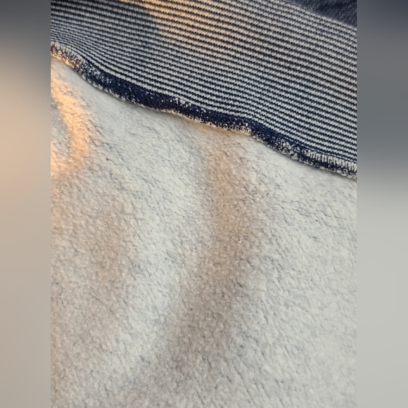 Columbia Womens Heathered Blue Asymmetrical Cowl Neck Sweatshirt Striped Trim - Picture 9 of 9